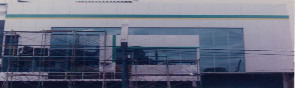 Pemasangan Aluminium Panel Composite (ACP)